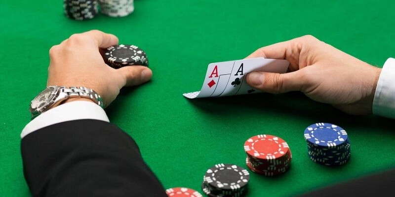 Xì tố Bet88 – Luật Và Kinh Nghiệm Dành Cho Người Mới 1 Xì tố Bet88 là một trò chơi bài đặc biệt